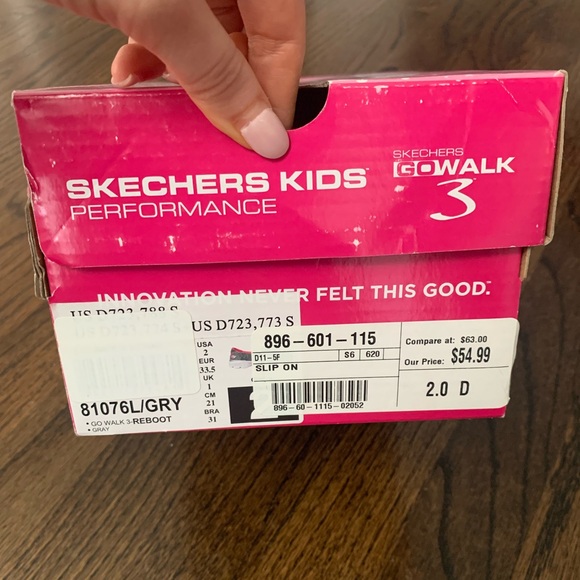 New Skechers Go Walk 3 Gray & Pink Girls Size 2 - Picture 12 of 12